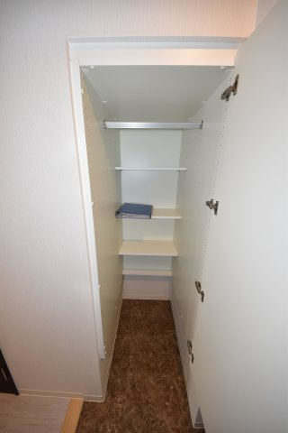 ネットフローラ立売堀|実際は反転です。建具・床などの色は現状有姿