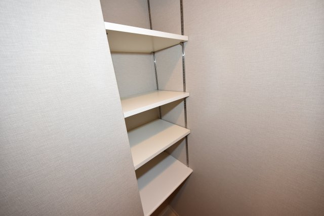 ネットフローラ立売堀|実際は反転です。建具・床などの色は現状有姿