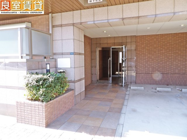【エントランス】 | ノーブルコート