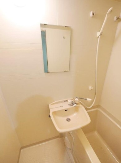 草加市瀬崎７丁目のアパートの洗面所