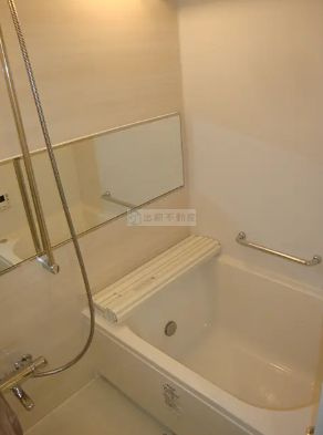 新宿区中落合２丁目の賃貸マンションの浴室