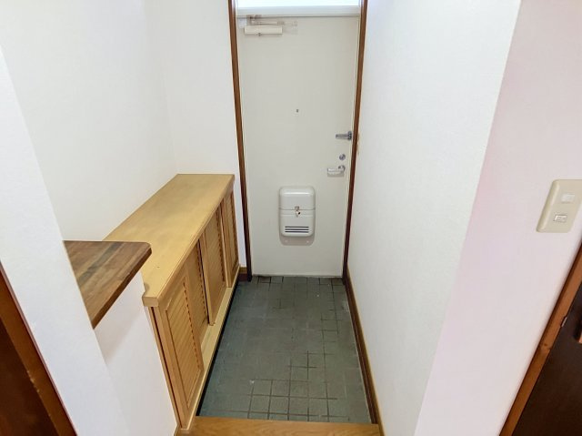 コンフォート鎌田Aの玄関