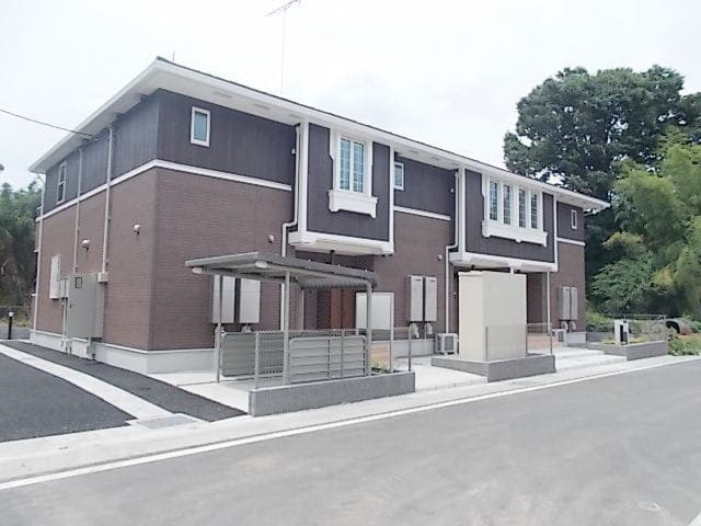 パトリア