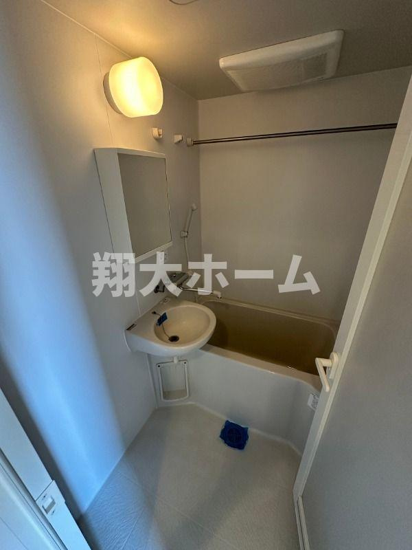 ライジングプレイス向島の浴室