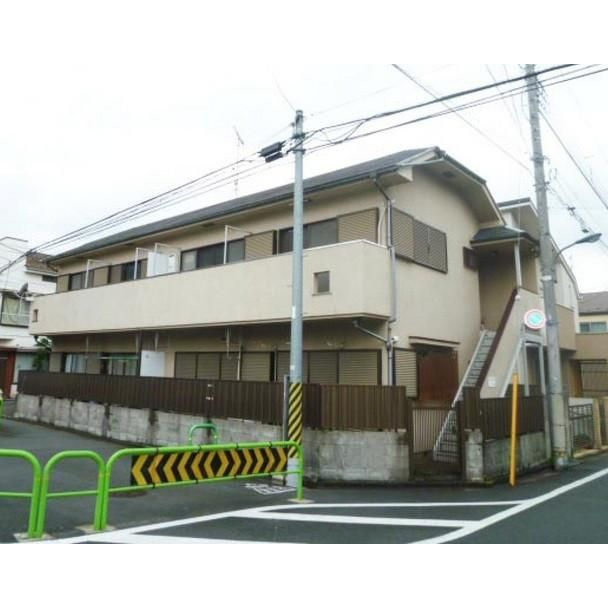 シャンポール氷川台の外観