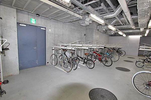 【その他共用部分】 | ＢＰＲレジデンス渋谷 | 駐輪場