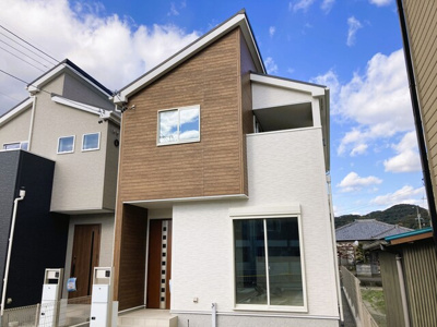 【外観】 | 島田市中溝町 新築一戸建て 2号棟 | おしゃれな外観です