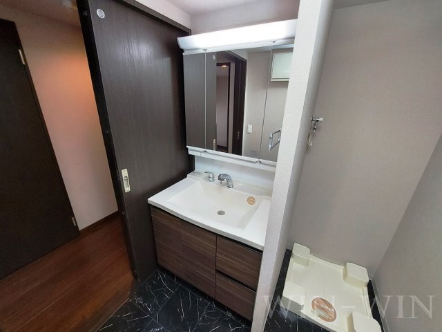 CASA94の独立洗面台