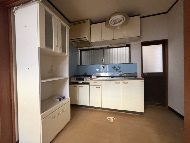 市川市大野町3丁目・中古戸建のキッチン