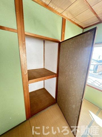 津乃峰町戎山125-82借家（成松邸）の和室