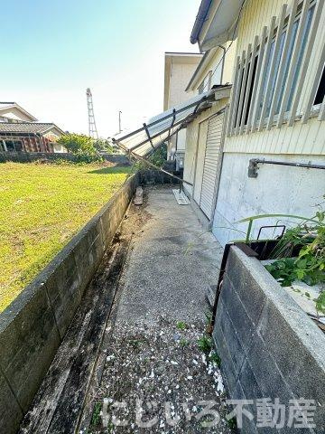 津乃峰町戎山125-82借家（成松邸）の庭