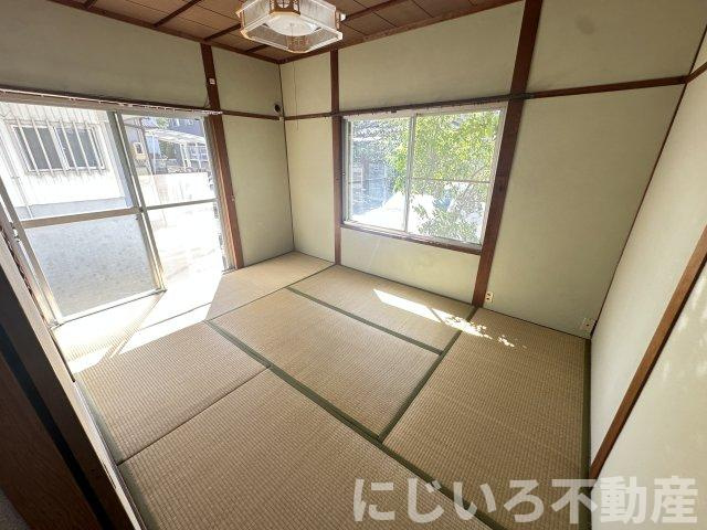 津乃峰町戎山125-82借家（成松邸）の和室
