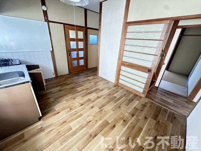 津乃峰町戎山125-56借家（成松邸）の内装