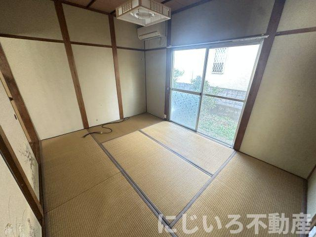 津乃峰町戎山125-56借家（成松邸）の和室