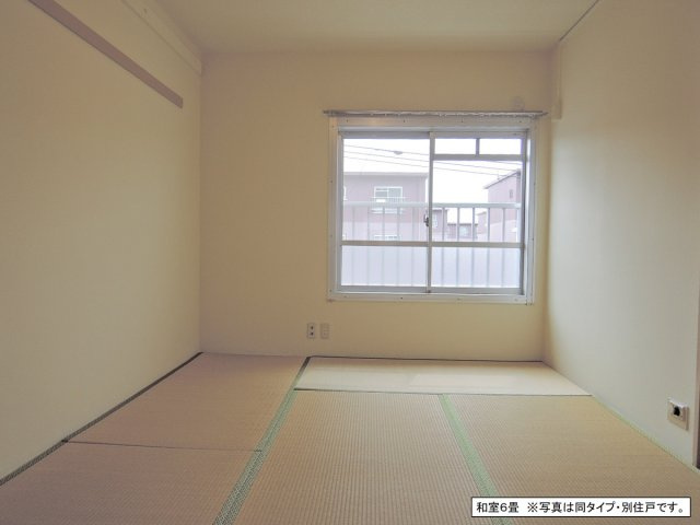 【寝室】