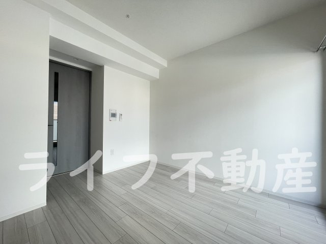 レジュールアッシュOSAKA新深江の寝室|落ち着いた色調の寝室です