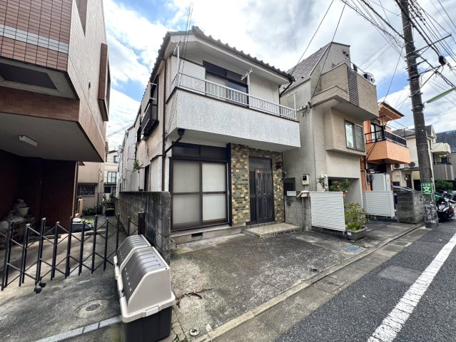 ＜LIBERi リーベリー＞世田谷区若林2丁目　穏やかな街の限定1区画の前面道路含む現地写真|2026年10月上旬撮影