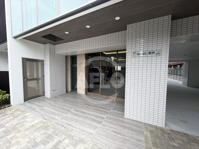 カウニス巽中のエントランス|カウニス巽中　エントランス