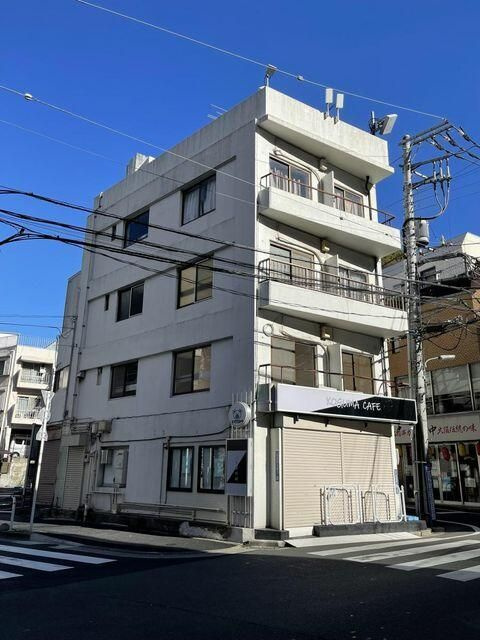 五反田明河ビルのエントランス|建物の内部です