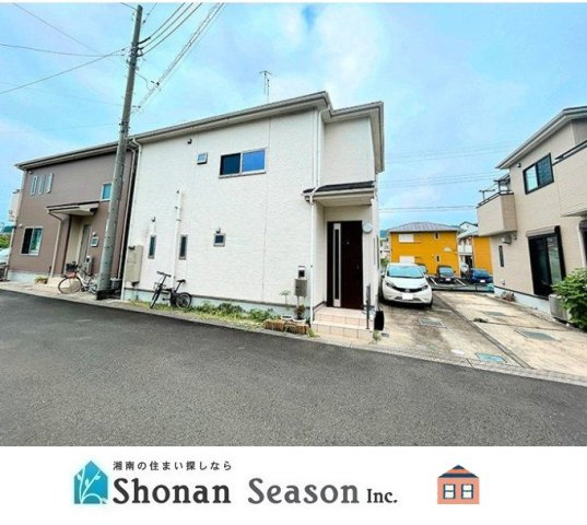厚木市飯山南１丁目　中古戸建　30.26坪の外観|ドラッグストア「クリエイトSD」や「セブンイレブン」まで徒歩4分とお買い物も楽々♪