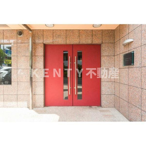 【エントランス】 | ＧＥＮＯＶＩＡＨＩＬＬＳ西馬込ＲＯＳＳＯ | 建物の内部です