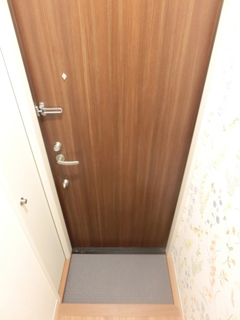 カーサ　リオ南千住の玄関