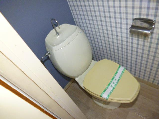都窪郡早島町早島のアパートのトイレ