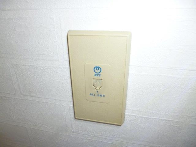 小川コーポの設備|電話モジュラー