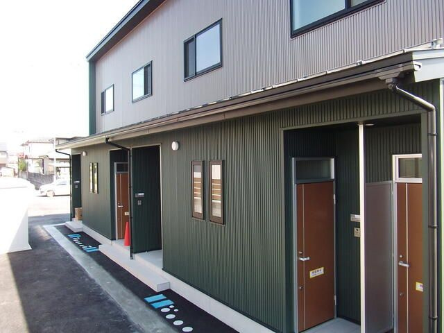 アバンティ鐘紡町の外観