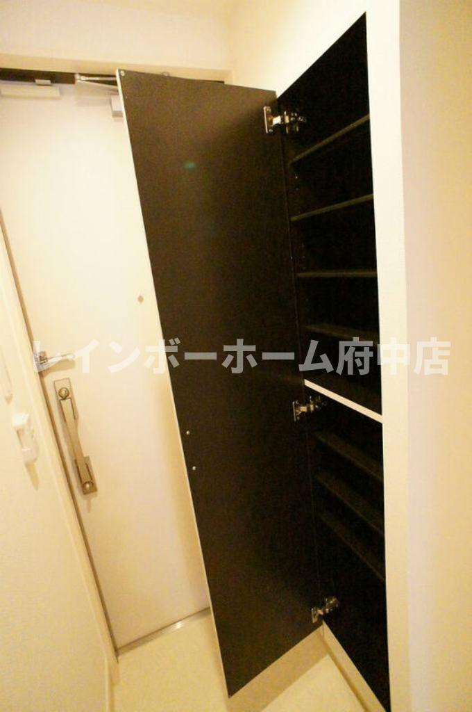 リブリ・中野島Ⅱの玄関