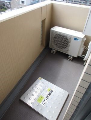 ～外の空気を感じるバルコニー～