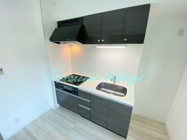 藤沢市円行２丁目の賃貸マンションのキッチン