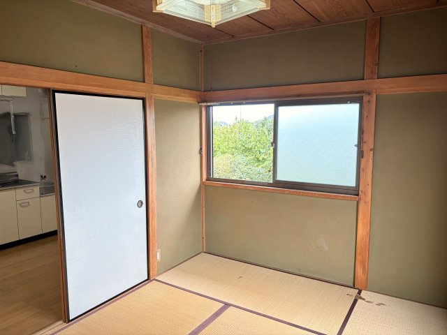 岩田コーポ　2号棟の和室