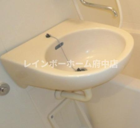 ルーブル子安の洗面所