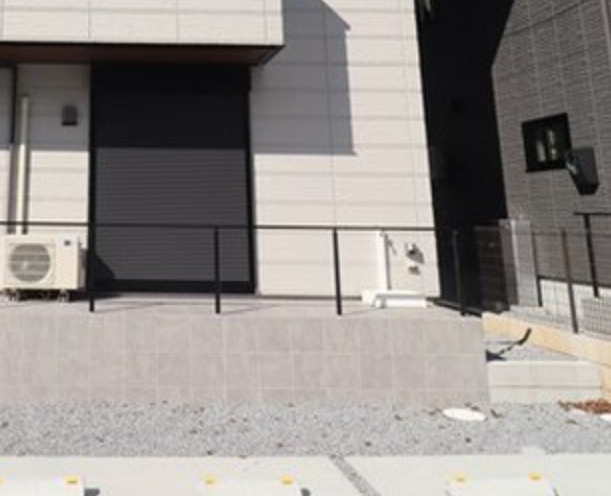 根木内戸建賃貸　Aの駐車場