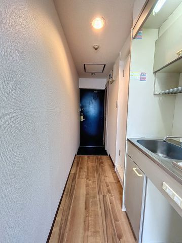 スカイコート横浜駅西口の玄関
