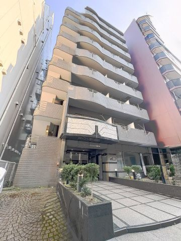 スカイコート横浜駅西口の外観