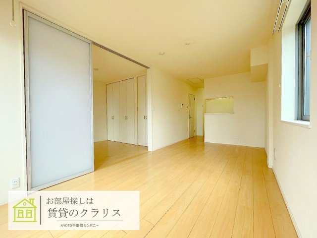 アザレの居間・リビング