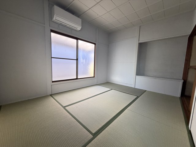 浜田町戸建アパートメントの和室