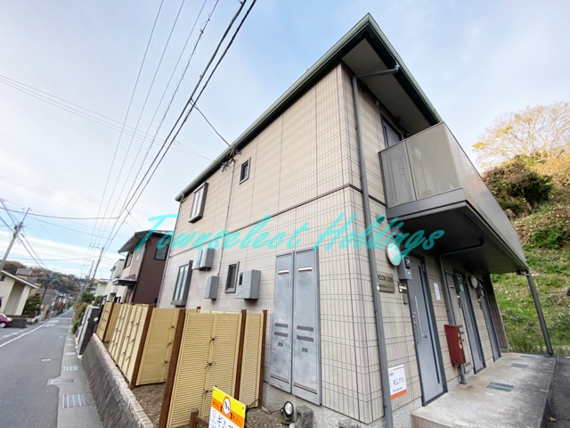 鎌倉市長谷５丁目のアパート