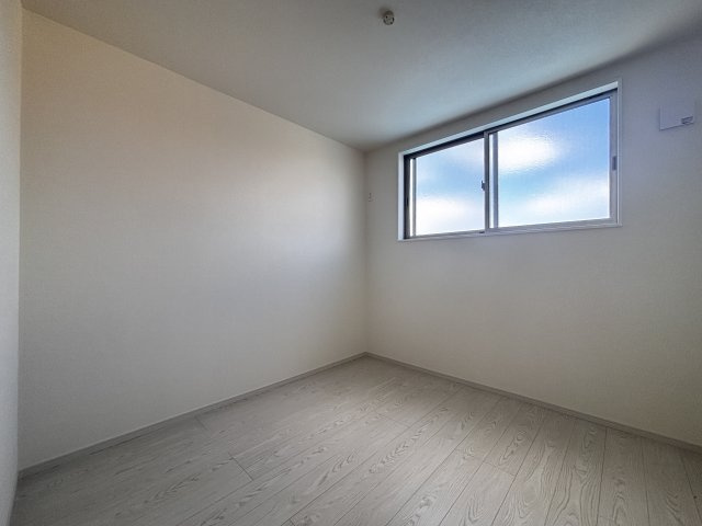 明石市二見町東二見戸建の洋室