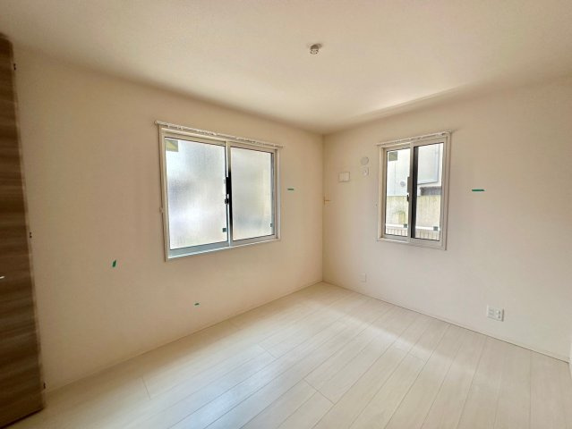THE RESIDENCE 姫路神屋町 の洋室
