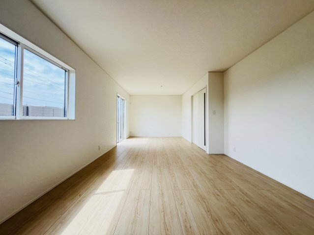 高浜市新明町6丁目5-30他『仲介手数料無料』新築一戸建て・建売の居間・リビング
