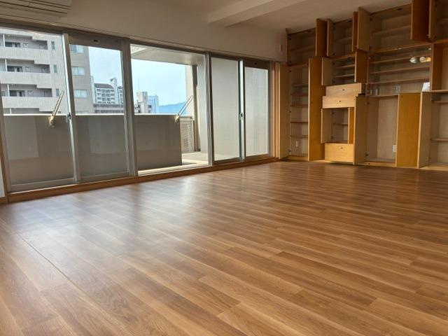 アルファステイツ北本町Ⅲの居間・リビング