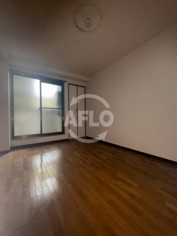 ツリガミ海老江ツインビルパートⅡの居間・リビング|ツリガミ海老江ツインビルパートⅡ　洋室