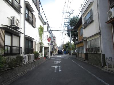 フレンドリー二条の周辺|前面道路