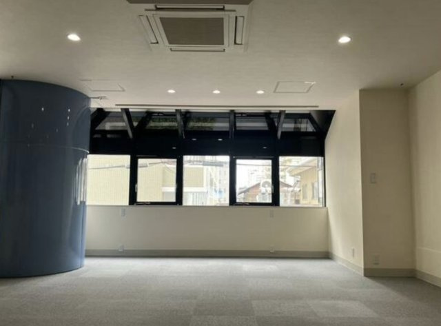 草津市大路１丁目の店舗事務所の内装