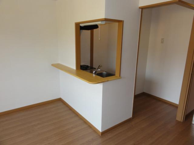明和マンションⅡのキッチン|カウンターキッチン