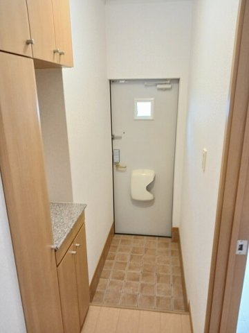アルメールＢの玄関