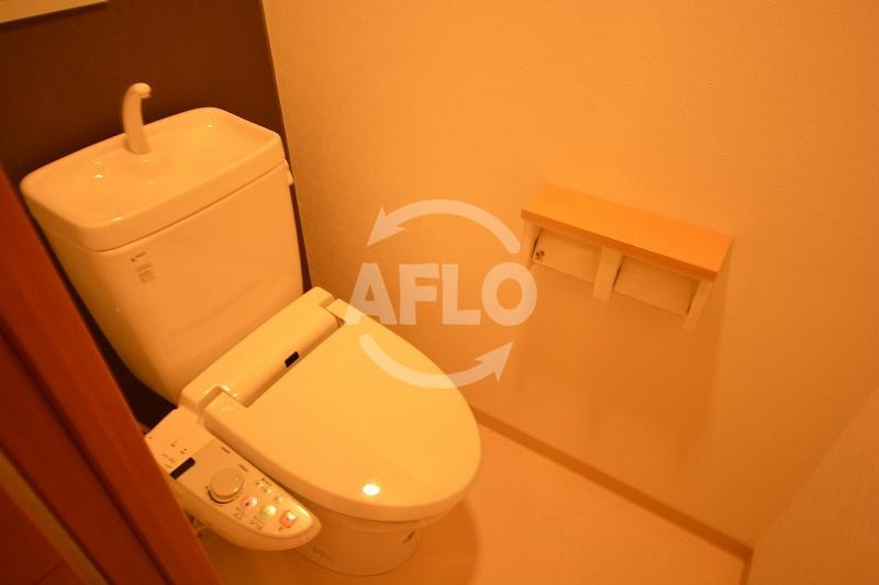 レインボーコート谷町五のトイレ|レインボーコート谷町五　温水洗浄便座